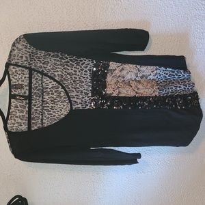 Boutique 3/4 sleeve tshirt